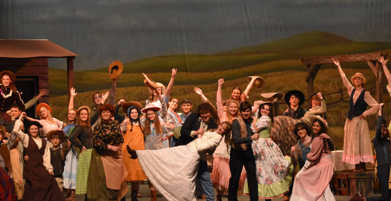 Oklahoma cast on stage